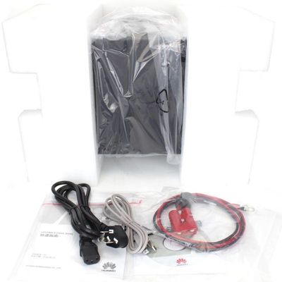 Huawei UPS2000-A-3KTTS alimentation sans interruption 3kVA-2.4kW batterie intégrée 26,2 kg